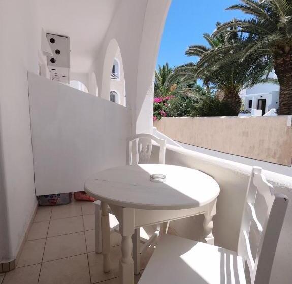 סטודיו משפחתי, Anny Studios & Rooms Perissa Beach