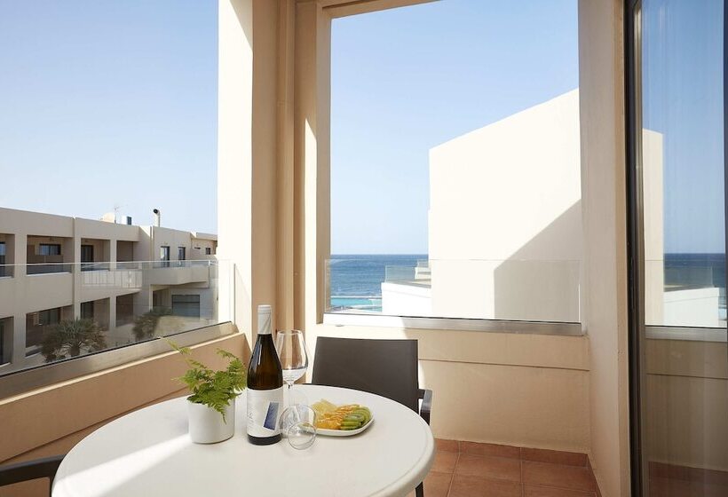 스탠다드 스튜디오 측면 바다 전망, Blue Dome