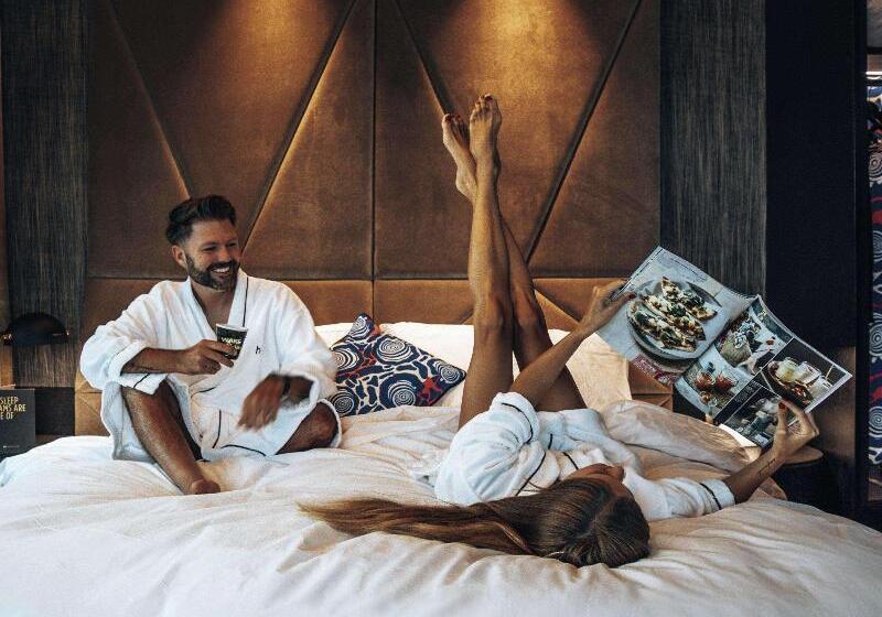 غرفة قياسية, Anessis