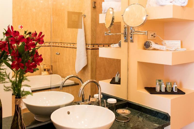 スタンダードルーム, Arena Di Serdica