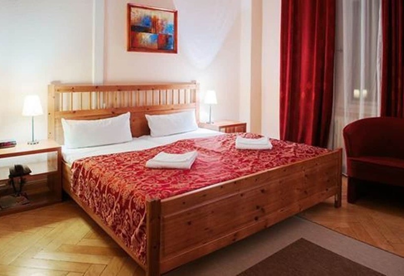 اتاق استاندارد چهار تخته, Cityblick