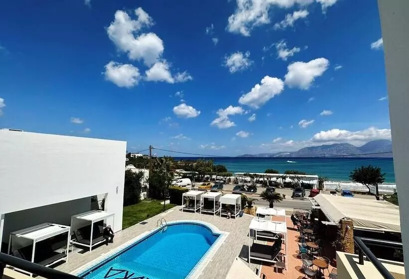 اتاق استاندارد سه نفره, Faedra Beach