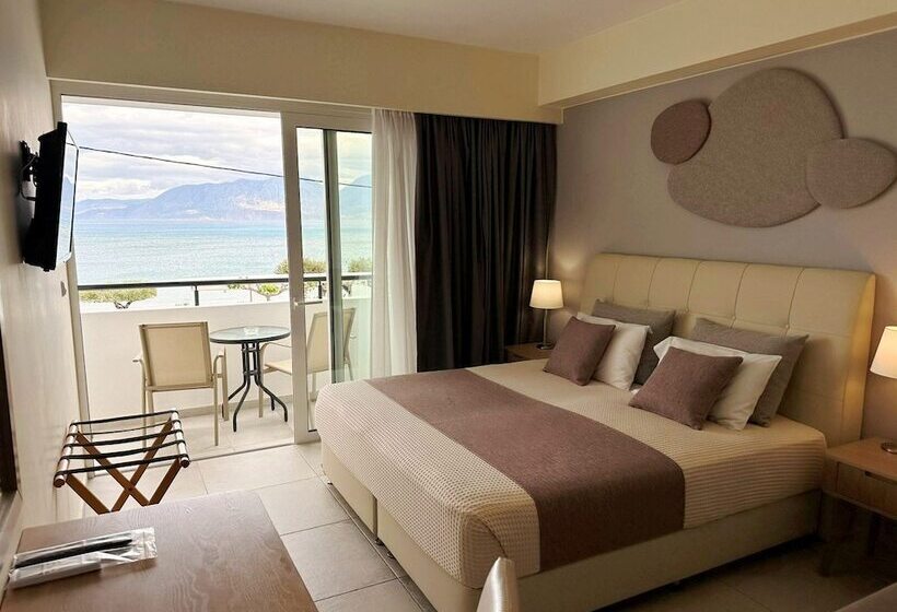 اتاق استاندارد سه نفره, Faedra Beach