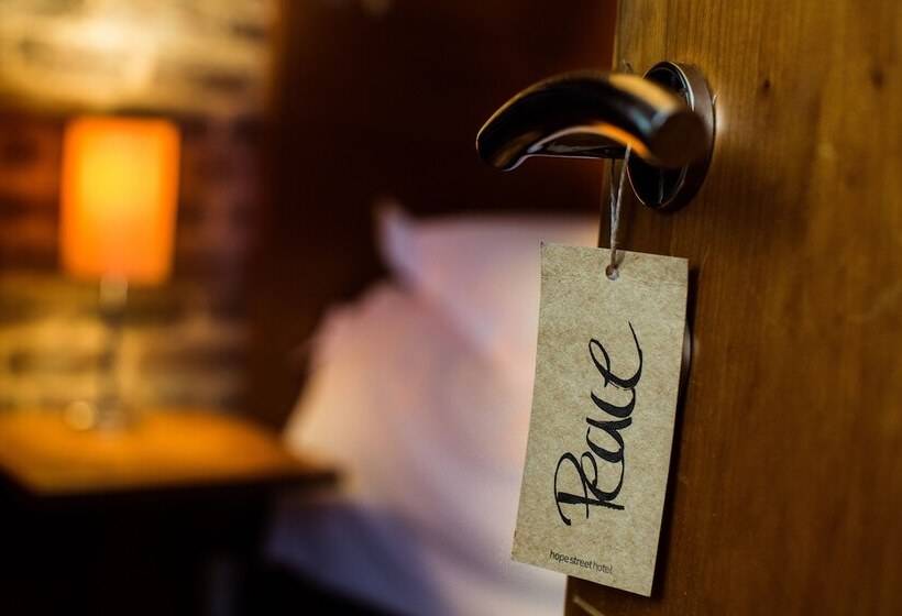 غرفة قياسية سرير كينج, Hope Street