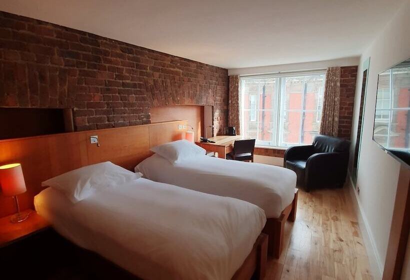 غرفة قياسية, Hope Street