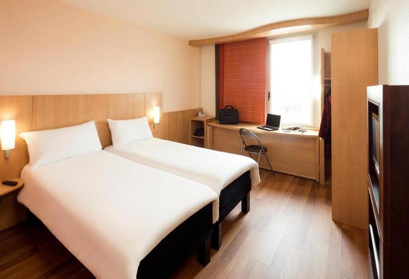 Номер Стандарт, Ibis Montmelo Granollers