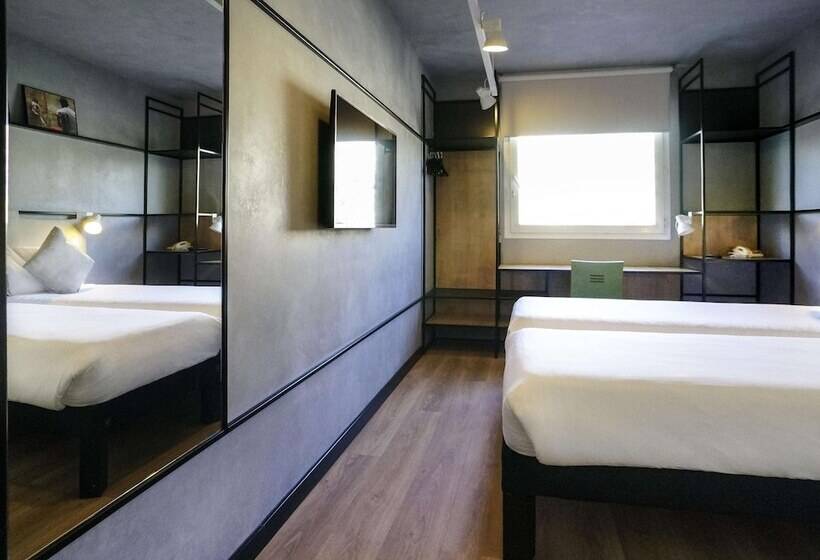 Номер Стандарт, Ibis Montmelo Granollers