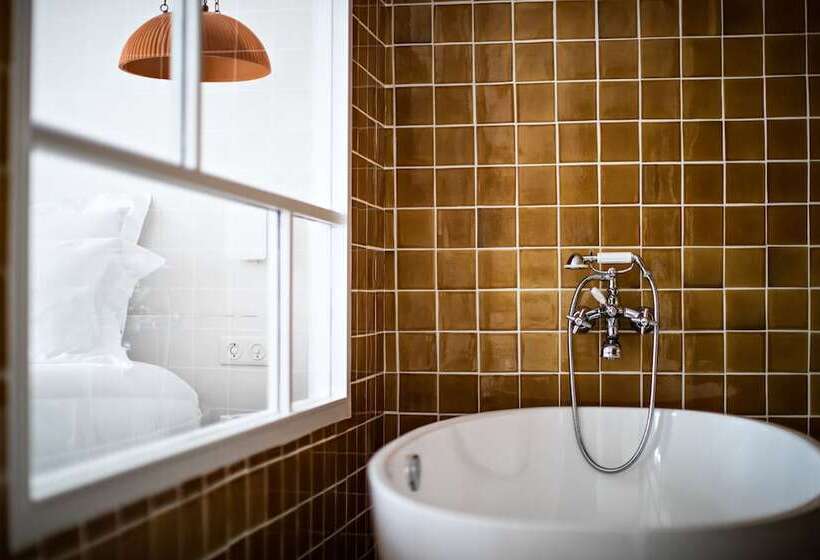 海景套房, Les Roches Rouges, A Beaumier