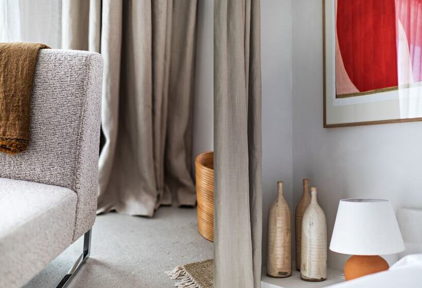 套房, Les Roches Rouges, A Beaumier