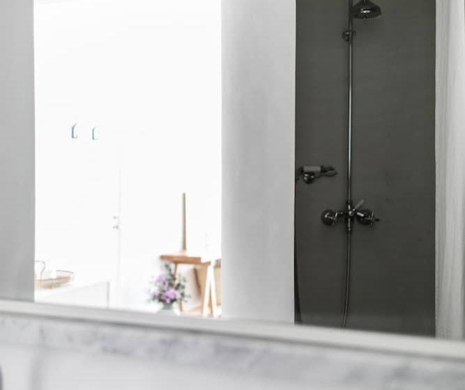 豪华海景房, Les Roches Rouges, A Beaumier