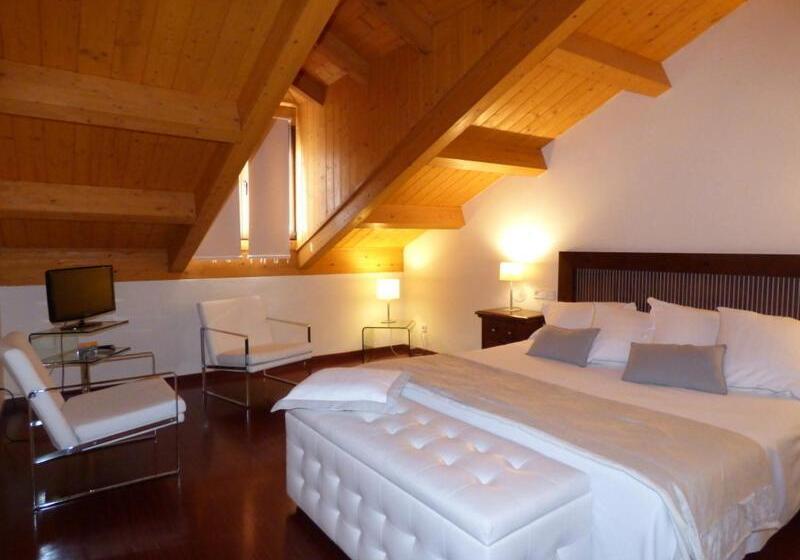 标准间, Los Arcos