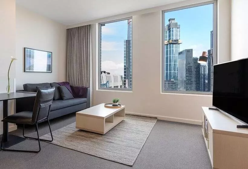 1 Bedroom Apartment City View, Oaks Melbourne On Market