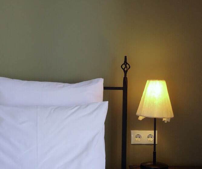 סוויטת ג'וניור נוף הרים, Princess Lanassa