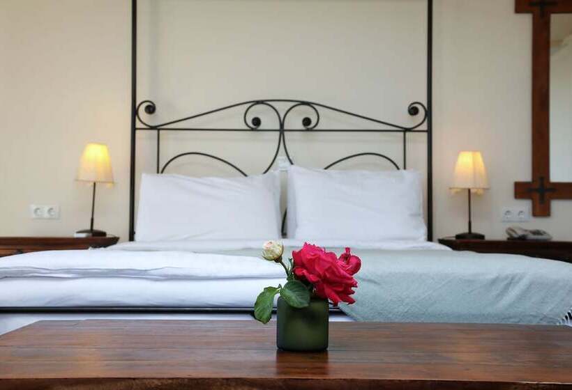 סוויטת סניור, Princess Lanassa