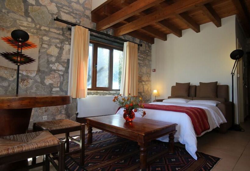 בקתת חדר, Princess Lanassa