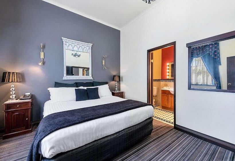 스위트 킹사이즈 침대, Quality Hotel Colonial Launceston
