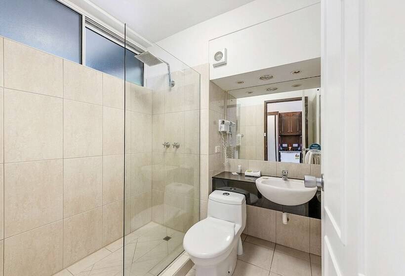 Семейный Номер, Quality Hotel Colonial Launceston