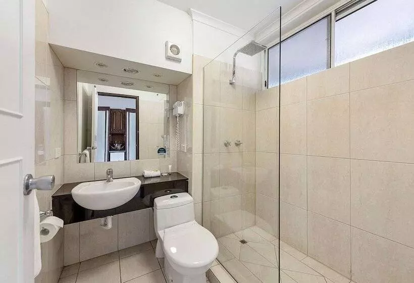 اتاق خانوادگی, Quality Hotel Colonial Launceston