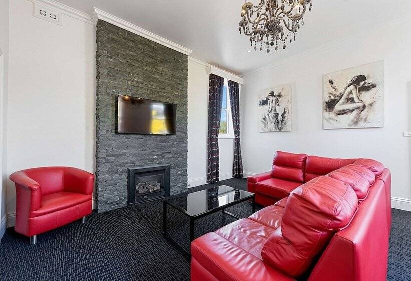 דירת חדר, Quality Hotel Colonial Launceston