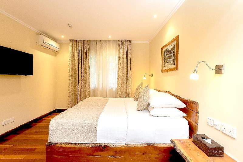 Люкс, Quality Hotel Colonial Launceston