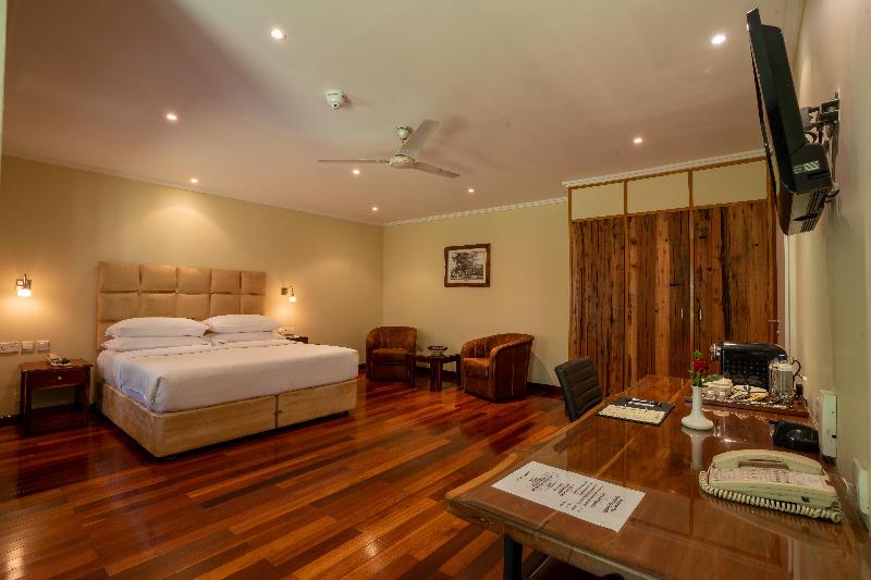 스위트, Quality Hotel Colonial Launceston