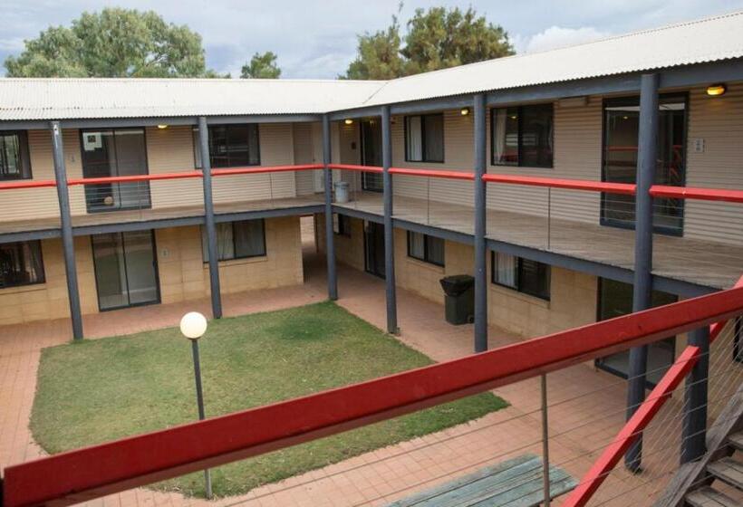 اتاق اکونومی با حمام مشترک, Rac Monkey Mia Dolphin Resort