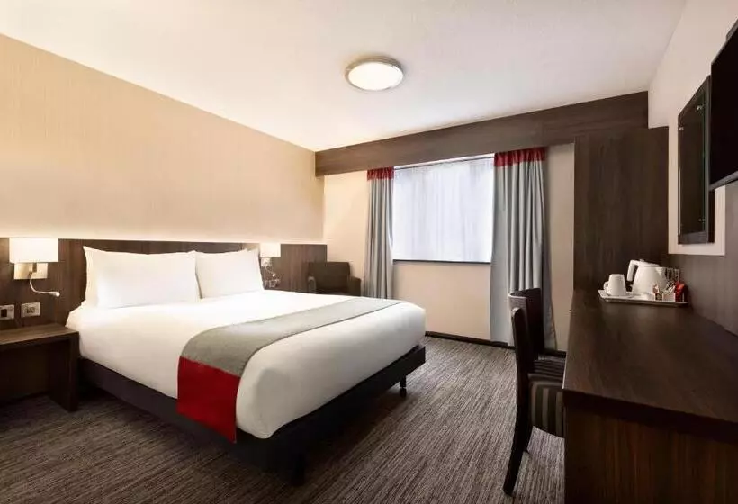 スタンダードルーム, Ramada By Wyndham Bristol West