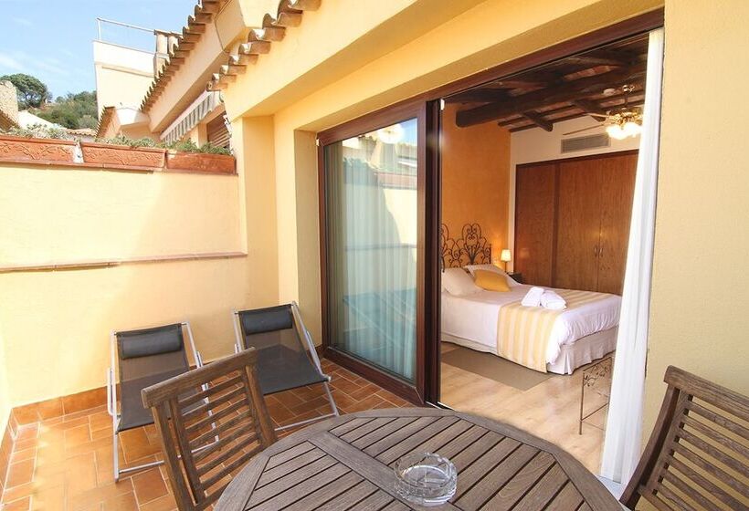 سوئیت جونیور با تراس, Rosa & Spa Begur