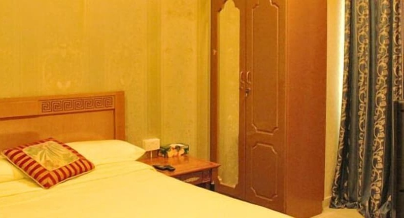 اتاق استاندارد یک نفره, Safari