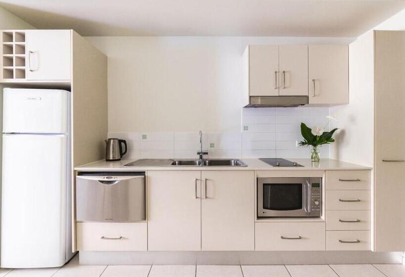 Апартаменты 2 Спальни, Silkari Lagoons Port Douglas