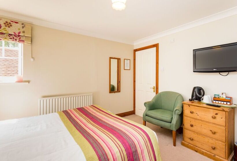 Номер Стандарт, The Lawn Guest House Gatwick