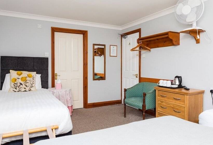 Семейный Номер, The Lawn Guest House Gatwick