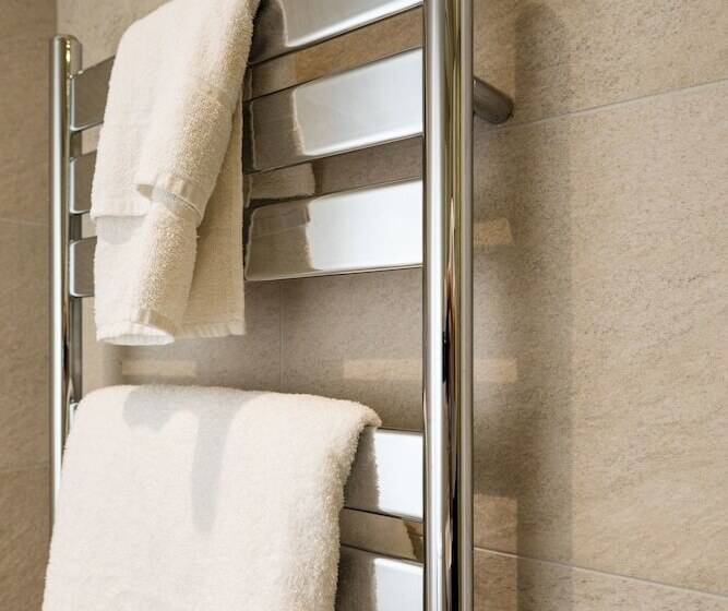 Номер Superior Нижний Этаж, The Lawn Guest House Gatwick