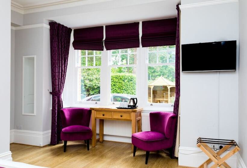 Номер Superior Нижний Этаж, The Lawn Guest House Gatwick