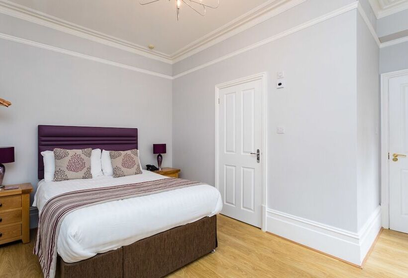 Номер Superior Нижний Этаж, The Lawn Guest House Gatwick