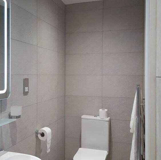Номер Deluxe, The Lawn Guest House Gatwick