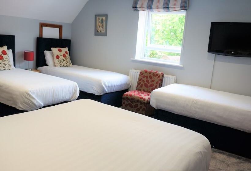 Семейный Номер, The Lawn Guest House Gatwick