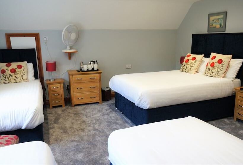 Семейный Номер, The Lawn Guest House Gatwick