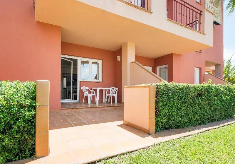 Семейный Номер, The Lawn Guest House Gatwick