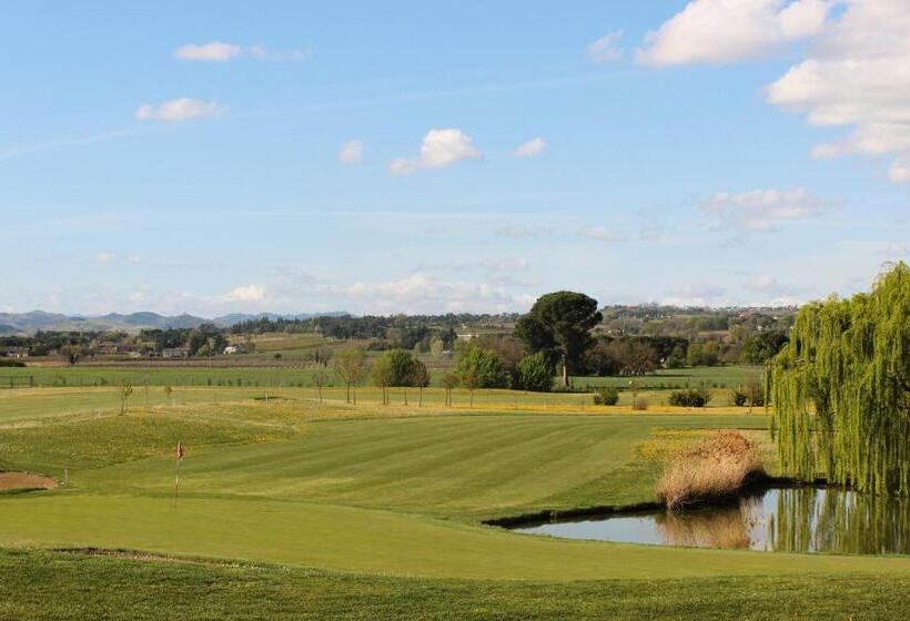 スタンダードスタジオ, Villa Abbondanzi Resort