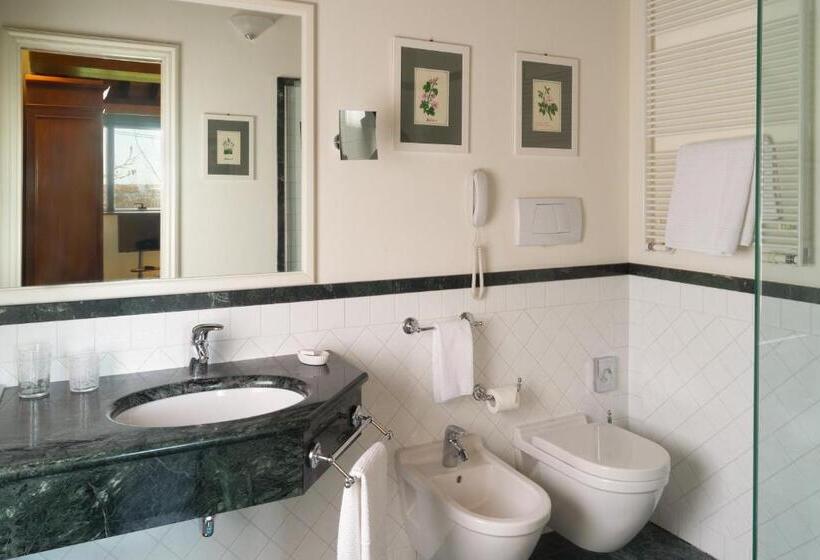 スタンダードスタジオ, Villa Abbondanzi Resort