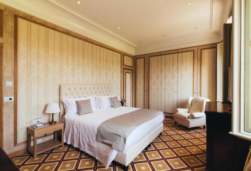 スーペリアースイート, Villa Abbondanzi Resort