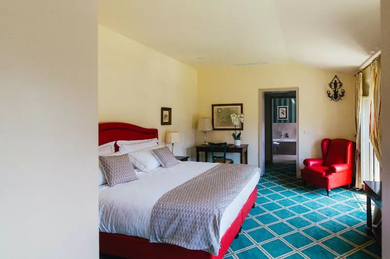 سوییت سوپریور, Villa Abbondanzi Resort