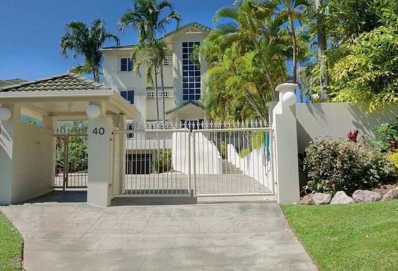 带花园景观及2个卧室的公寓, On The Beach Apartments