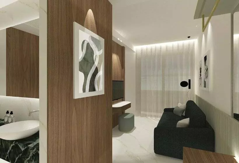 سوییت اجرایی, Parioli Hotel Rimini