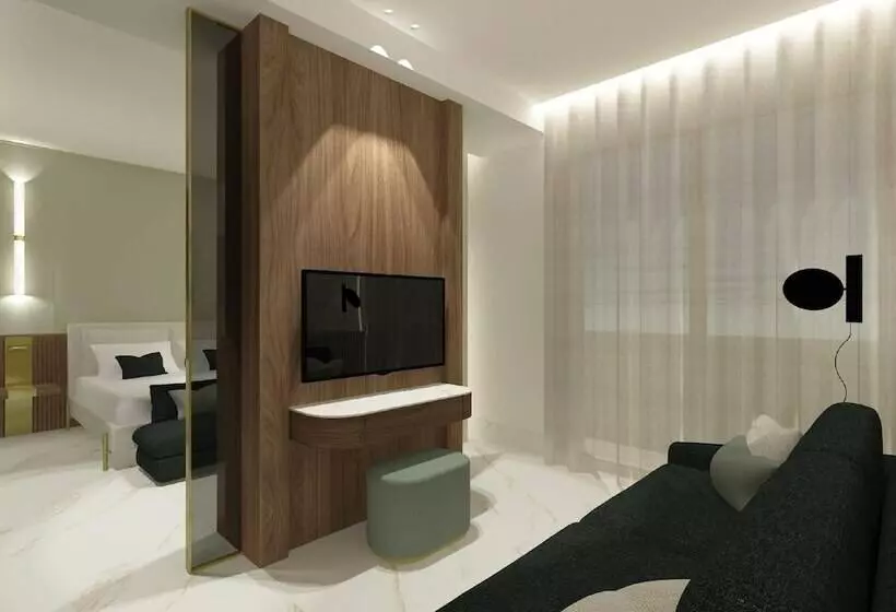 سوییت اجرایی, Parioli Hotel Rimini