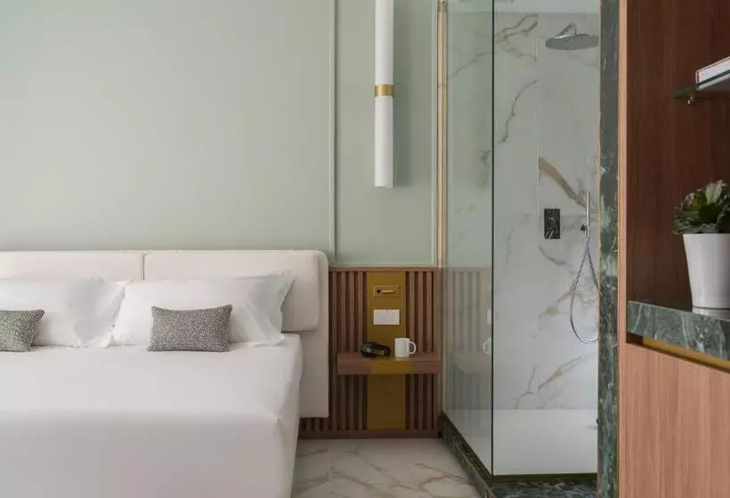 سوییت جونیور لوکس, Parioli Hotel Rimini