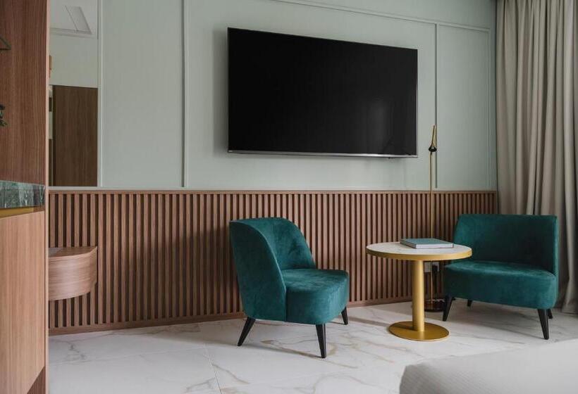 Полулюкс Повышенной Комфортности, Parioli Hotel Rimini