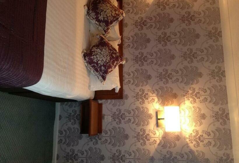 标准间, Bridge Inn