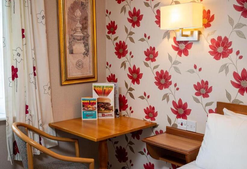 标准间, Bridge Inn